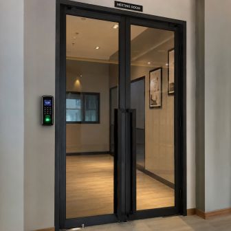 Access Control Pintu Kaca Kantor Jakarta Timur
