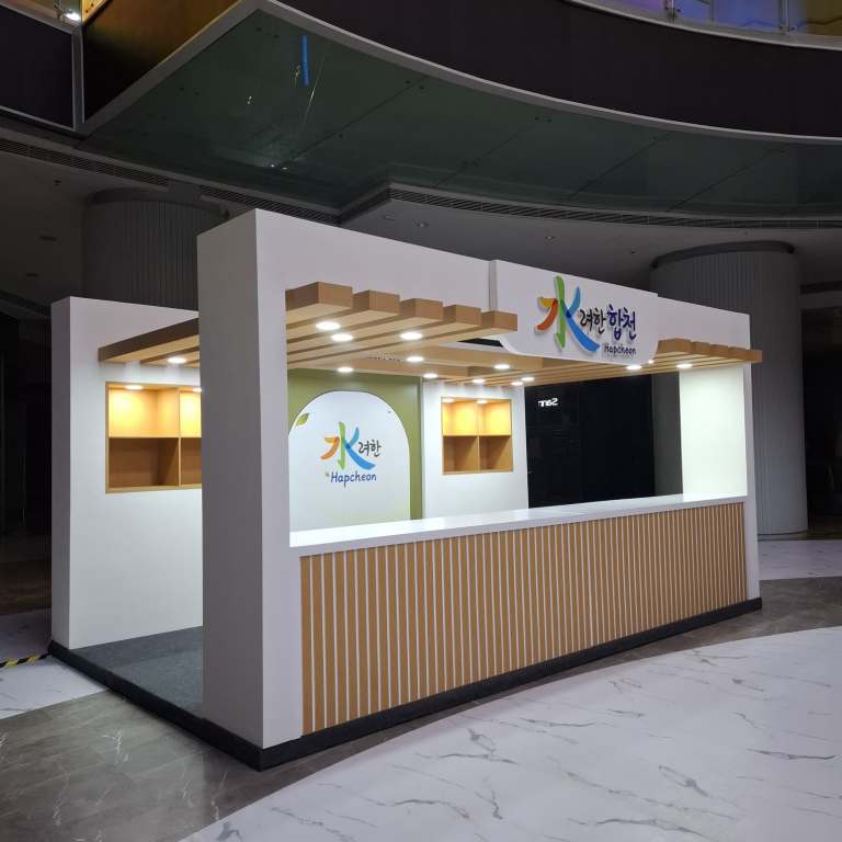 Custom exhibition booth premium Jakarta